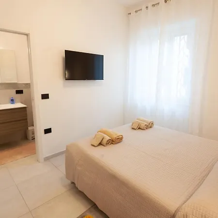 Affittacamere La Dorata 3*